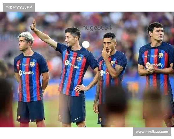 巴萨6-1奥林匹亚科斯，莱万双响助球队欧冠大胜